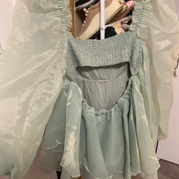 Puff dress - Picture 2 of 2